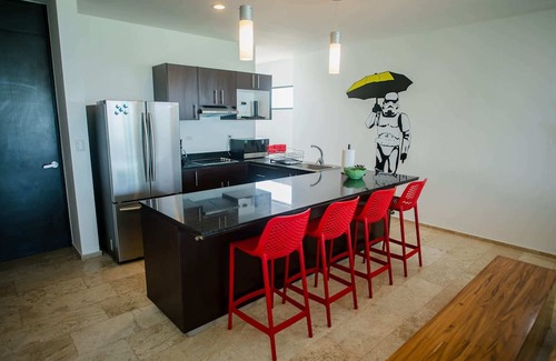 Chicxulub Puerto Apartamento | Ocean views from all rooms of this Beachfront unit