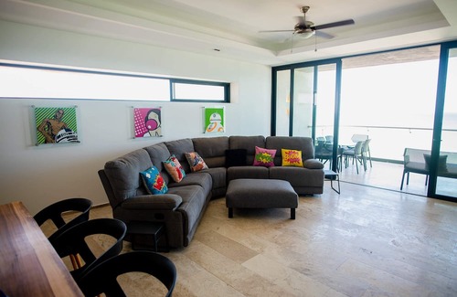 Chicxulub Puerto Apartamento | Ocean views from all rooms of this Beachfront unit