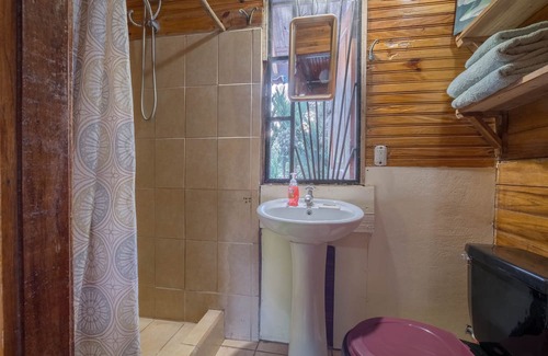 Puerto Viejo de Talamanca Casa | Beautiful Beachfront Property - Fiberoptic Internet