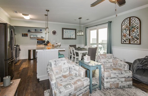 Garden City Condominio | The Coddage #5 - Two bedroom, Two Bath Second Row Condo in Garden City Beach