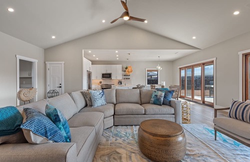 Kamuela Casa | 3 Bedroom Private Home at Waikoloa Beach with Pool