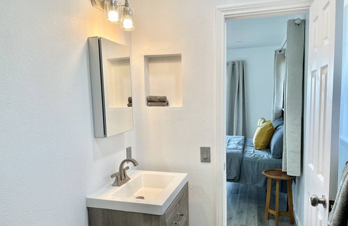 Thousand Oaks Condominio | Mountain View Home 4B3B Unit Private Entrance