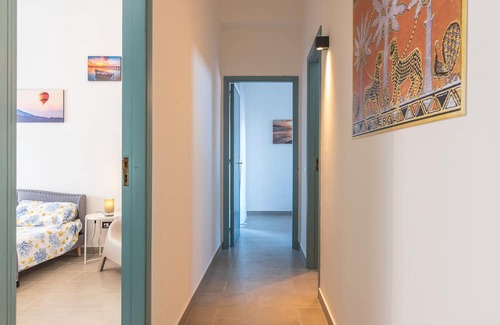 Fontane Bianche Villa | Villa 'Lovely Villa' with Private Garden, Terrace & Wi-Fi