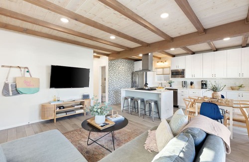 South Mission Beach Casa | Mission Point Buyout by AvantStay | Two Unit Buyout w/ Patio & Close to Beach!