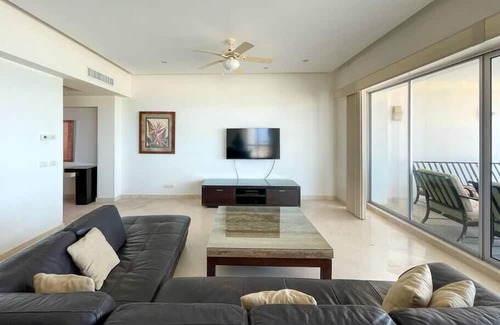 Puerto Peñasco Condominio | Oceanfront Condo with Astonishing Views!