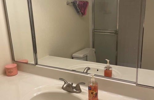 Towson Apartamento | Lovely 2 Bedroom unit surrounded by nature