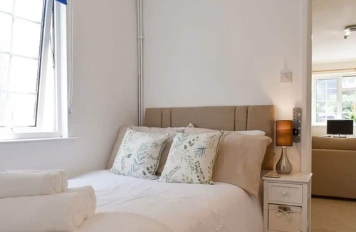 Verwood Casa | Cosy annexe, 4 person, nearby to beach and forests