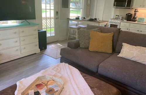 South Sarasota Casa | Siesta key Guest House 5 star on the water Private
