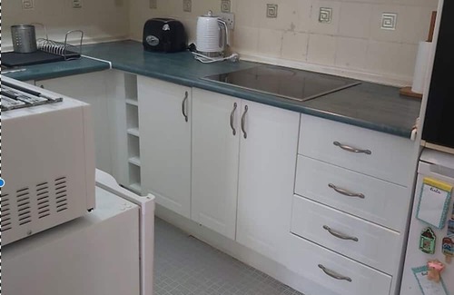 Gibraltar Apartamento | NEW - OceanVillage Apartment -Privet pool and Rock of Gibraltar views