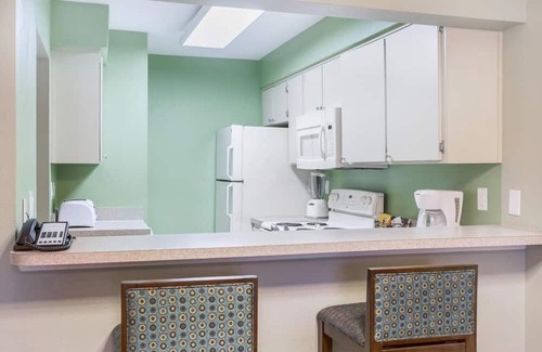 Solivita Complejo | 2 Spacious Units! Suitable for large groups, Pool, Near Old Town, Free Parking