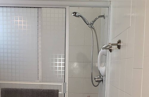 Nueva Ensenada Casa | Pura Vida Casita Retreat: Temp-control heat+more modern conveniences for comfort