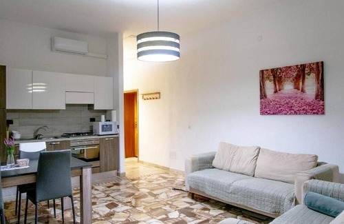 Sassari Apartamento | Vrbo Property