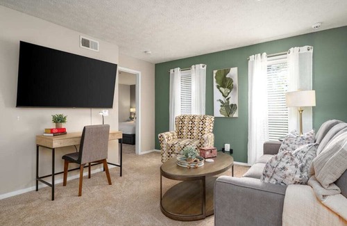 Hoover Apartamento | Close to Hoover Met & Finley | Gym |Quiet