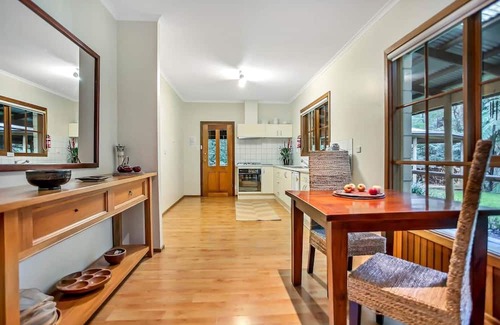 Mount Dandenong Casa | Weddings. Events. Art & Healing Retreats. 7 Acre Rain Forest Paradise.