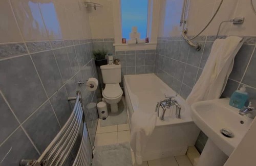 Port Glasgow Casa | Beautiful sea view property