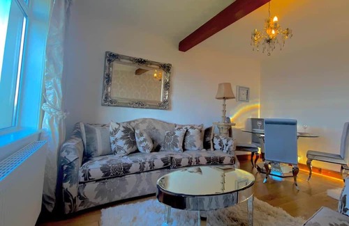 Port Glasgow Casa | Beautiful sea view property
