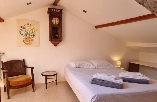 Saint-Just-Luzac Casa | Le Logis 5 bedroom house