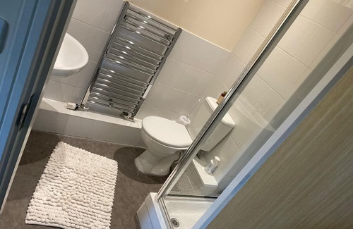 Hatfield Apartamento | ENTIRE 2BED APARTMENT HATFIELD 5 MINUTES FROM THE STATION