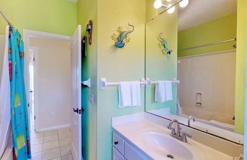 Treasure Beach Village Casa | Private Pool, 3 bed/2.5 bath, SGI Plantation, Pet Friendly