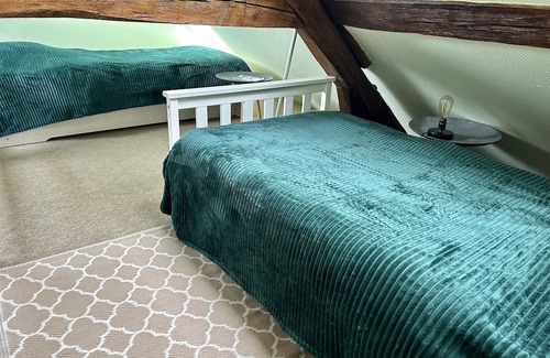 Villemoiron-en-Othe Apartamento | Le domaine du Lavoir - Studio PISA sleeps 5-jacuzzi from April to October