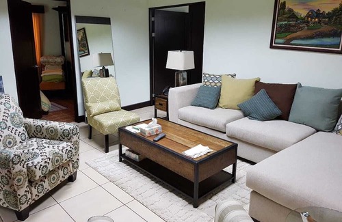 La Garita Casa | Two-bedroom House in two acres of land and exotic gardens