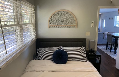 Asheville Casa | Private 2 BR Home w/ Yard & Hot tub. 10 min to Downtown!