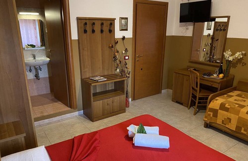 Rione XVIII Castro Pretorio Casa | Vrbo Property