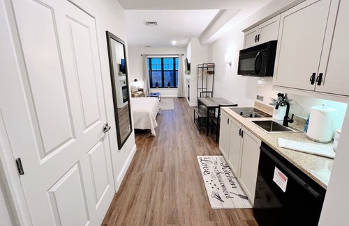 Vernon Condominio | ⭐️ Cozy Retreat | Pool & Hot Tub ⛰ Mountain Creek Resort @ Appalachian