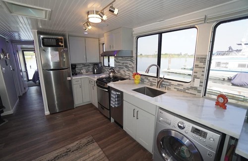 Birds Landing Alquiler De Eote | Romantic Getaway with Sauna, fireplace and great seal watching