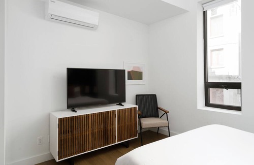 Quartier des Spectacles Casa | BAKAN - Gem in the city : MODERN loft in Old Mtl/DT