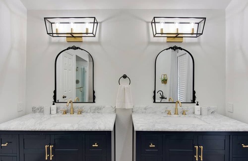 Spring Casa | Luxury Spring Home w/ Pool Table & Outdoor Oasis, King Bed, Spa