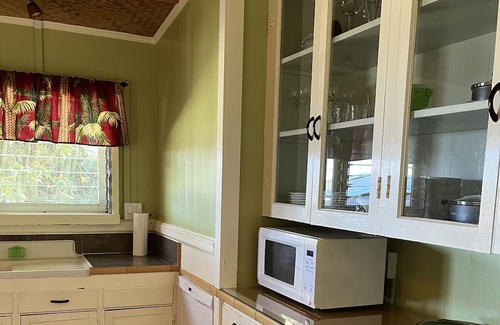 Hilo Casa | Hale Ponahawai - Charming Hilo Retreat