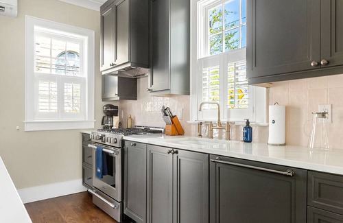 Cannonborough Elliotborough Apartamento | Thomas Waring House (Suite D) by StayDuvet!
