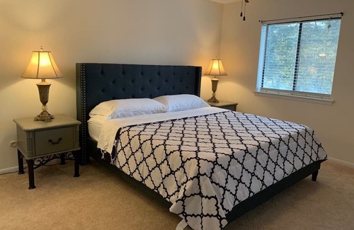 Norfolk - Virginia Beach Casa | You're going to love it here!