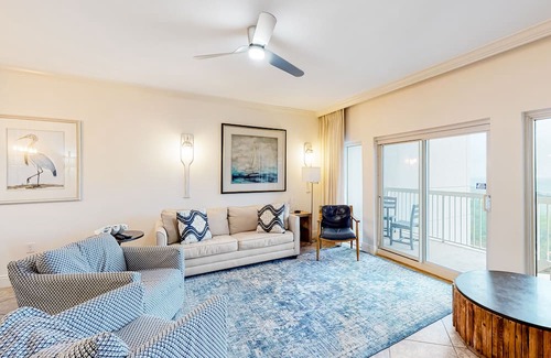 Sandestin Condominio | Renovated Gulf view condo w/ beach access & resort pools, hot tub, tennis