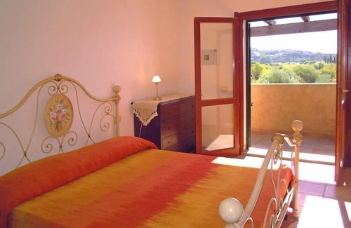 Chia Apartamento | Apartment in Villaputzu with garden