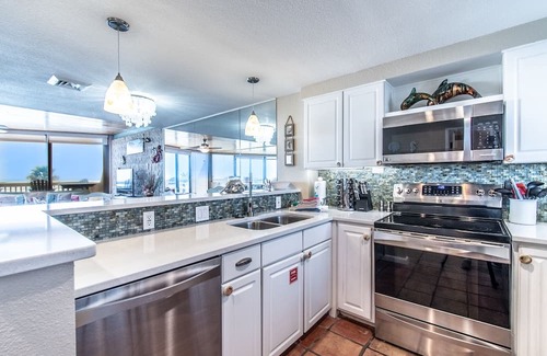 Port Aransas Condominio | Mayan Princess 312 Knows Ocean Views & Sandy Toes