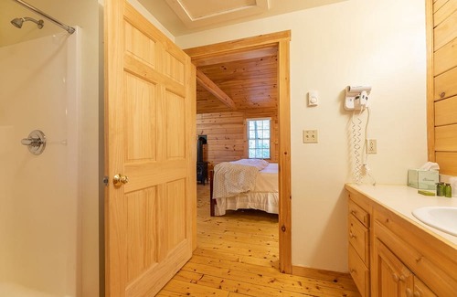 Northport Cabina | Private cabin on the Maine coast