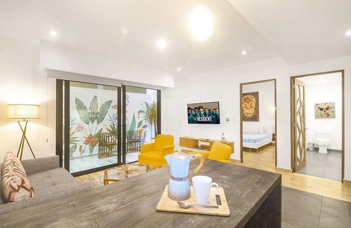 Luis Donaldo Colosio Condominio | Great Location! Ocean Views! AC! Rooftop Pool!