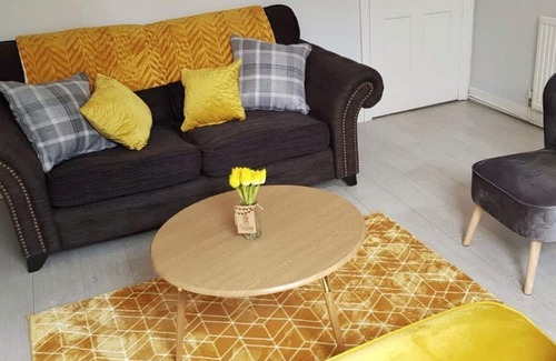 Gedling Casa | Lovely House with free Parking wifi