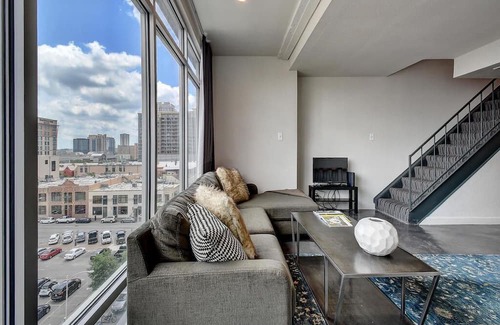 Downtown Austin Apartamento | The Littlefields by Lodgewell, Stylish Loft, Downtown Views