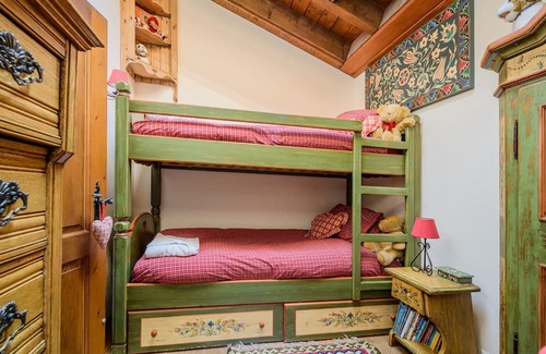 Verbier Apartamento | Chalet Sabrina - Beautiful Top Floor Duplex Apartment by main Medran lift station