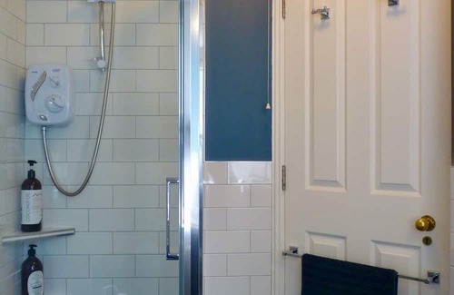 Kinsale Casa | Stylish Kinsale Townhouse with Harbour Views