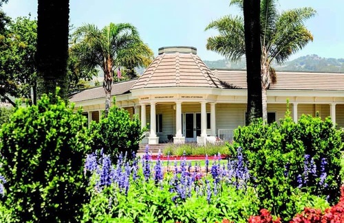 Napa Apartamento | Top Floor Napa Condo w/Golf Views Near Wineries