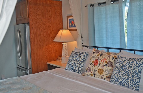 The Bight Apartamento | Stunning ocean views, centrally located, just 1,700 ft off Grace Bay Beach!