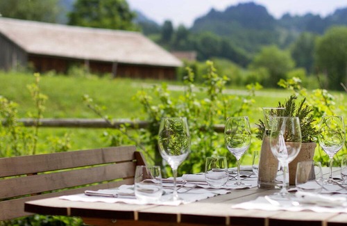 Bizau Casa | Four-bed room with half board - Hotel Wirtshaus Taube