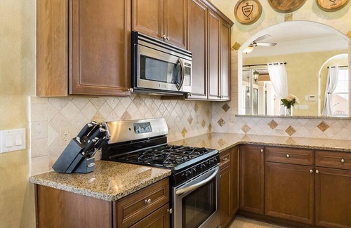 Reunion Casa | Stylish Villa with Grand Views at Reunion