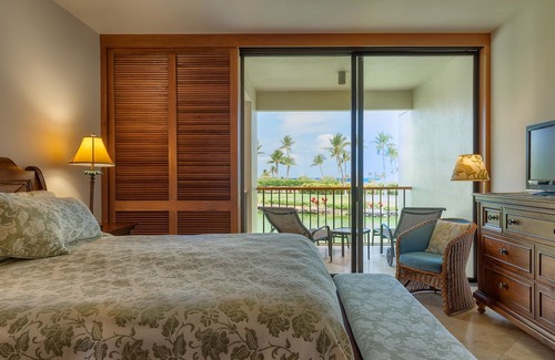 Kamuela Condominio | Mauna Lani Terrace E201 ~ Ocean View