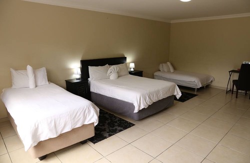 Windhoek Casa | Pelican Guesthouse
