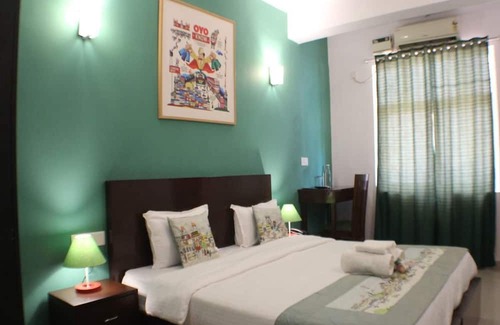 Caranzalem Casa | Comfortable rooms Stay near Miramar Beach